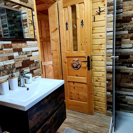 Lupul Din Apuseni Lodge Matisesti